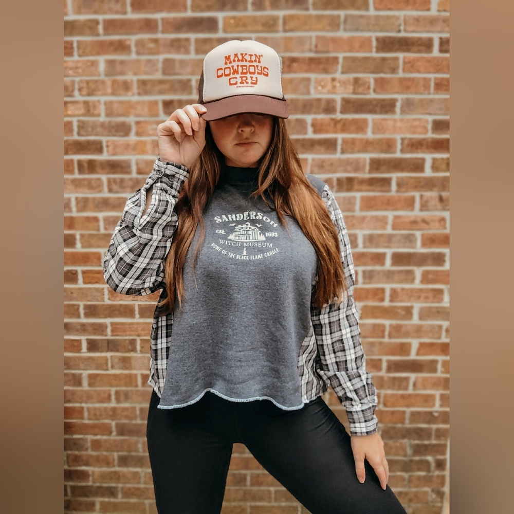 Upcycled Vintage Crewneck X Flannel With Hocus Pocus Logo